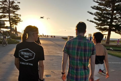 Fremantle Bar Tour: Go Where The Locals Go - VIC Tourism 0