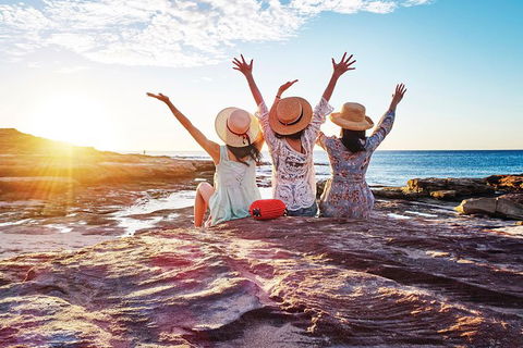 4-Day Coastal Loop Via Monkey Mia Wild Dolphins Kalbarri Pinnacles Perth Return - VIC Tourism 0