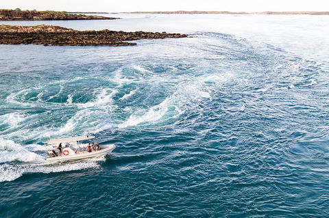 Giant Tides Tour - Cape Leveque & Cygnet Bay - VIC Tourism 3
