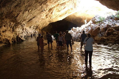 Amazing Windjana Gorge And Tunnel Creek Adventure From Broome - VIC Tourism 4