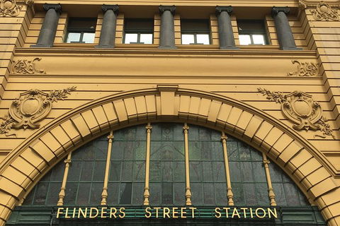 Melbourne Airport To Melbourne CBD To Melbourne Airport (2 Way Transfer) - VIC Tourism 4