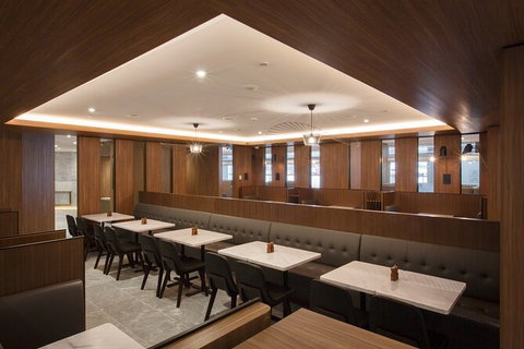 Melbourne Airport Plaza Premium Lounge - VIC Tourism 7