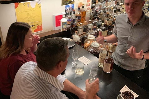 Melbourne History & Whisky Bars Tour - VIC Tourism 6