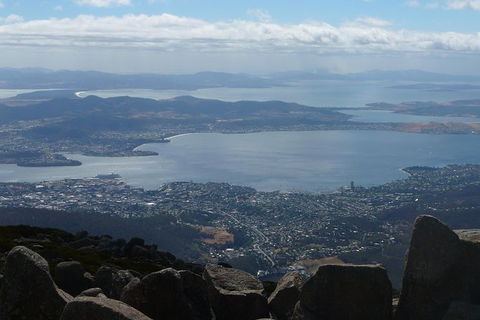 Mt Wellington Tour And MONA Admission - VIC Tourism 17