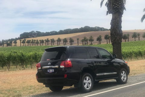 AirPort Transfers & People Mover - VIC Tourism 4