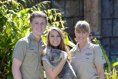 Koala Cuddle Adventure Croc 2 - VIC Tourism 0