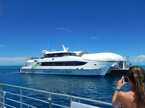 Great Barrier Reef Day Cruise To Reefworld - VIC Tourism 4