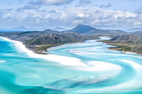 Condor Whitsundays Maxi Sailing (2 Days 2 Nights) - Single Bed - VIC Tourism 1