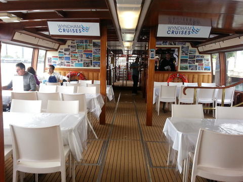 Lunch Buffet Cruise On The Gold Coast - VIC Tourism 9
