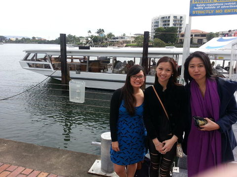 Lunch Buffet Cruise On The Gold Coast - VIC Tourism 10