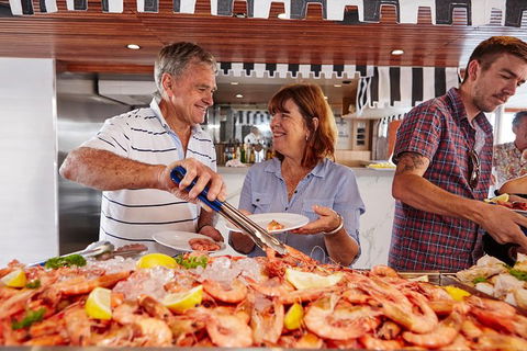 Lunch Buffet Cruise On The Gold Coast - VIC Tourism 11