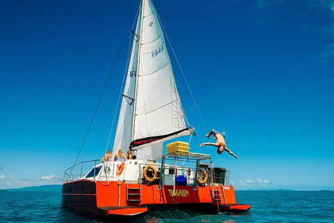 2-Night Whitsunday Islands All-Inclusive Sailing Tour From Airlie Beach - VIC Tourism 11