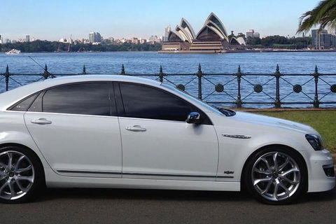 Limo From Airlie Beach To Proserpine Airport - VIC Tourism 1