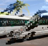 Shuttle from Proserpine Airport to Airlie Beach - VIC Tourism