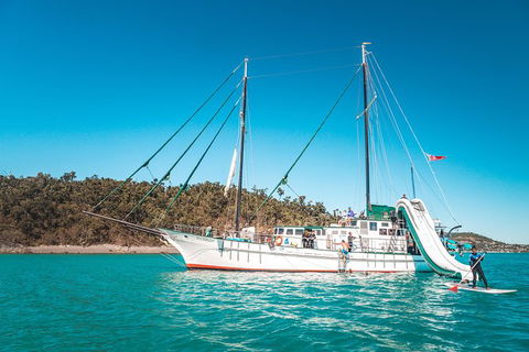 2 Night Whitsunday Islands Cruise On New Horizon From Airlie Beach - VIC Tourism 0