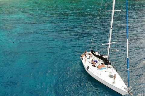 2 Night Small Group Whitsundays Sailing Adventure Aboard Mandrake - VIC Tourism 9