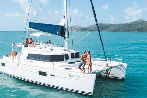 2-Night Whitsundays Sailing Adventure: Whitsunday Getaway - VIC Tourism 2