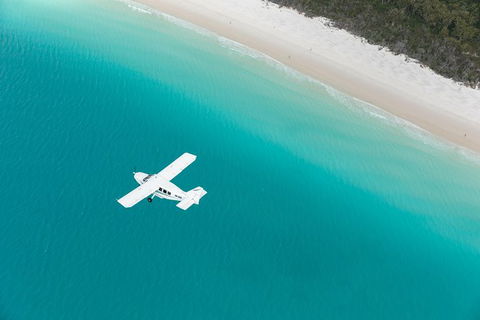 Scenic Flight - Great Barrier Reef, Heart Reef, Whitehaven Beach & Hill Inlet! - VIC Tourism 5