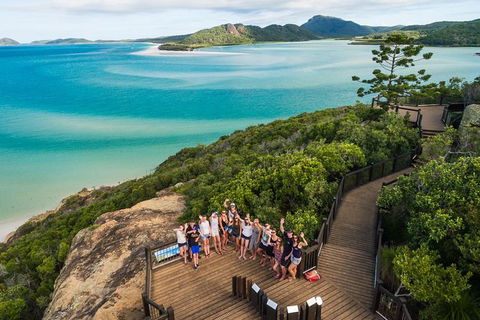 2-Day Whitsundays Sailing Adventure: Summertime - VIC Tourism 4