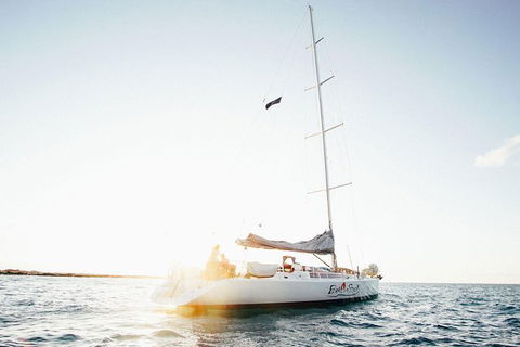 Broomstick Whitsundays Maxi Sailing (2 Days, 2 Nights) - Half A Double Bed - VIC Tourism 0