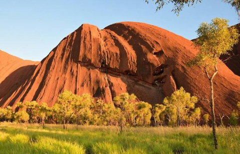 Uluru Sunrise And Guided Base Walk - VIC Tourism 2
