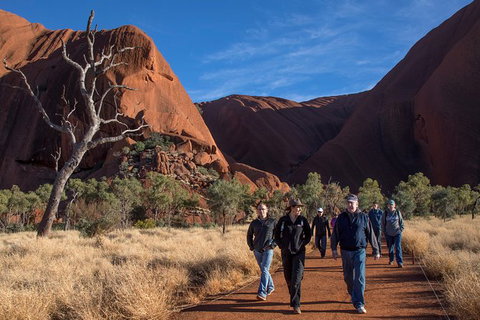 Highlights Of Uluru Including Sunrise And Breakfast - VIC Tourism 4