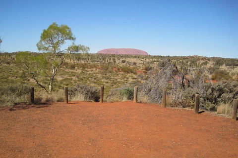 Overnight Uluru Adventure Safari - VIC Tourism 1