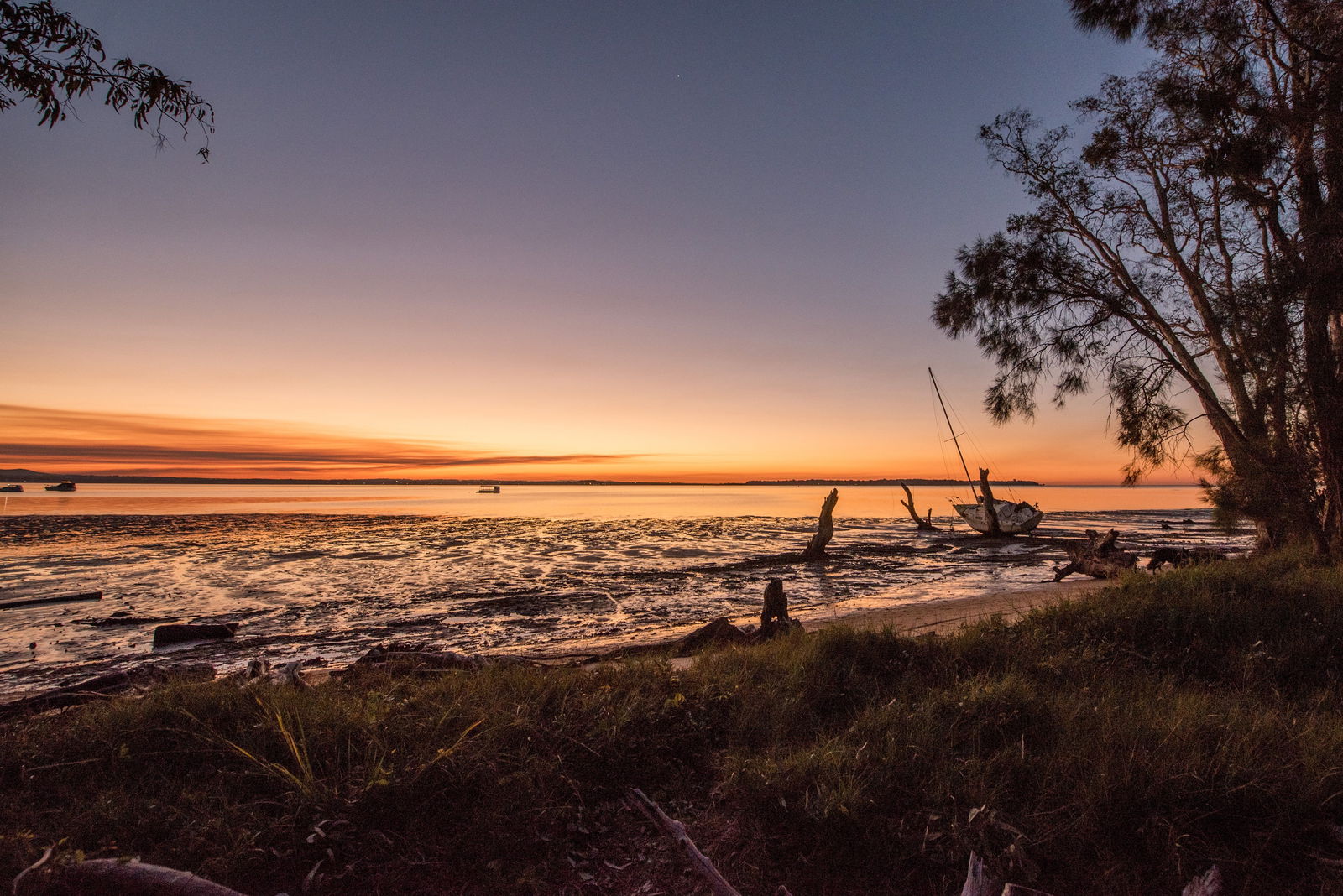 Macleay Island QLD VIC Tourism