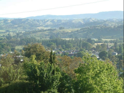 Tumut - VIC Tourism 1