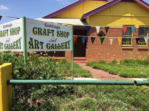 Dubbo Arts And Craft Society - VIC Tourism 0