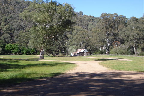 Fry's Hut - VIC Tourism 1