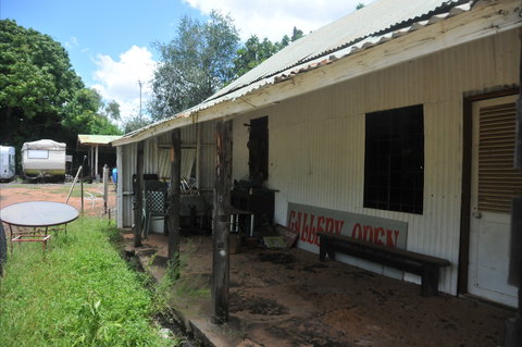 Knott's Crossing, Katherine - VIC Tourism 1