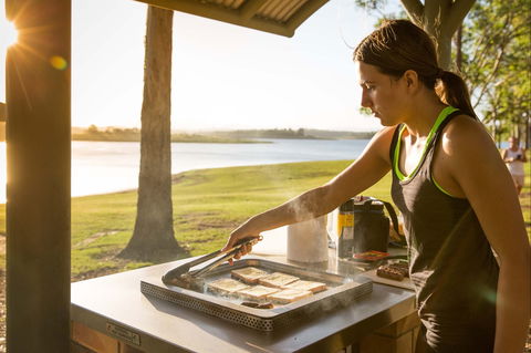 Lake Samsonvale - VIC Tourism 0