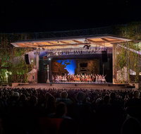 Munro Martin Parklands - VIC Tourism
