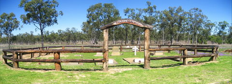 Old Injune Cemetery - VIC Tourism 0