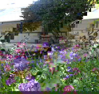 Raglan Gallery And Cultural Centre - VIC Tourism