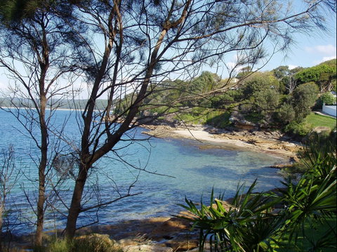 Salmon Haul Reserve Cronulla - VIC Tourism 0