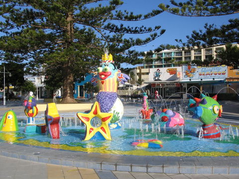 Vera's Water Garden - VIC Tourism 0