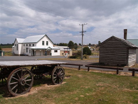 Waratah - VIC Tourism 1