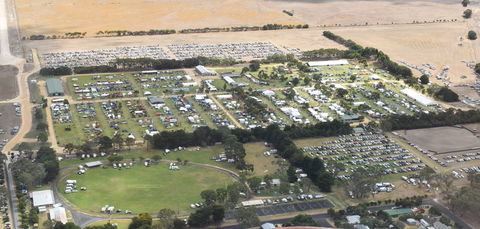 Yakka Park - VIC Tourism 0