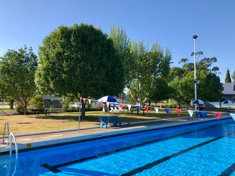 Gloucester Olympic Pool Complex - VIC Tourism 0