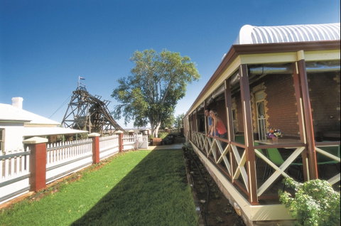 Hoover House - VIC Tourism 1