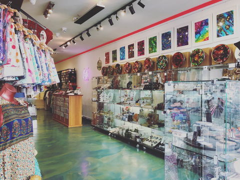 In.cube8r Gallery And Emporium - VIC Tourism 0