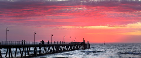 Jetty Road Glenelg - VIC Tourism 2