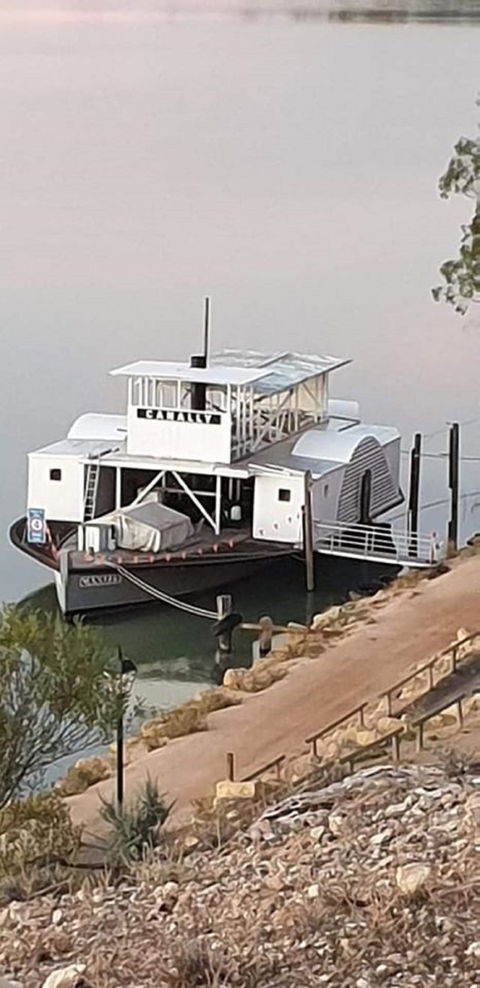 PS Canally - Morgan SA - VIC Tourism 0