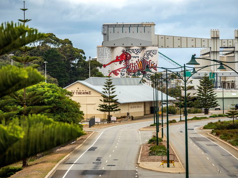 PUBLIC Silo Trail: Albany - VIC Tourism 2
