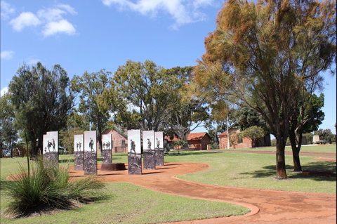 Wireless Hill Park - VIC Tourism 0