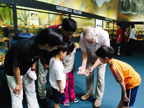 Crystal Kingdom - VIC Tourism 0