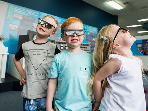 CSIRO Parkes Radio Telescope Visitor Centre - VIC Tourism 2