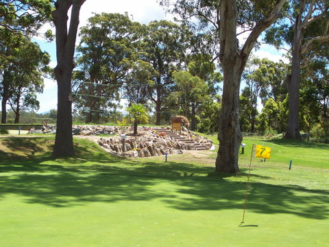 Frederickton Golf Club - VIC Tourism 0